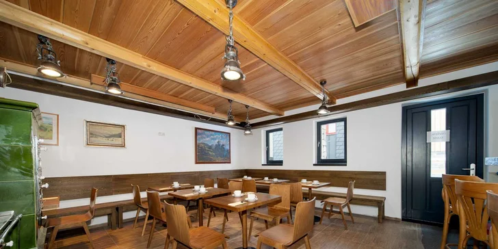 Pobyt v Peci pod Sněžkou: designový 4* hotel se snídaní a lahví vína