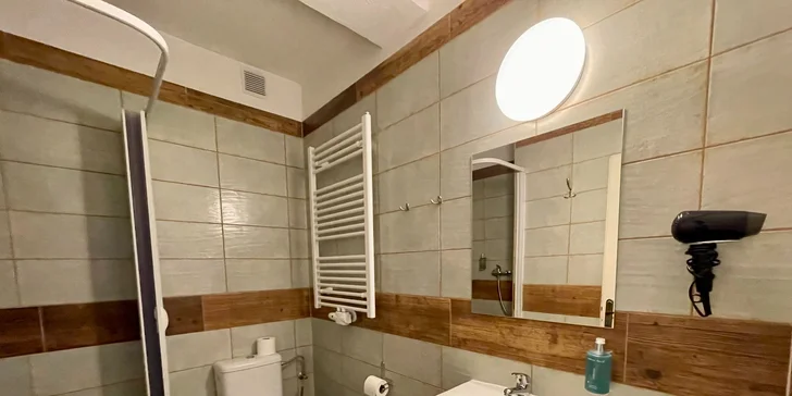 Dovolená s vůní kávy: penzion s kavárnou u Luhačovické přehrady, snídaně, wellness