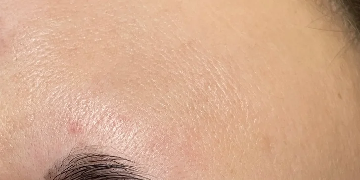 Kosmetická péče vč. revitalizační masáže nebo lash lifting i laminace obočí