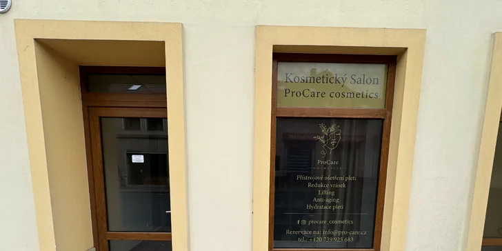 Kosmetické ošetření dle výběru: liftingové, hydratační i mikrojehličkování