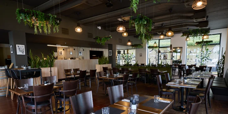 Otevřené vouchery na jídlo i pití v elegantní italské restauraci: hodnota 500–2000 Kč
