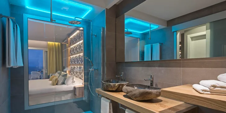 Letecky na Tenerife: 4* hotel s polopenzí, letovisko Puerto de la Cruz, adult only