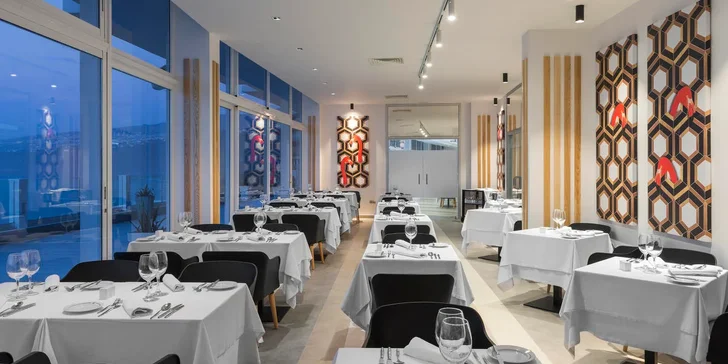 Letecky na Tenerife: 4* hotel s polopenzí, letovisko Puerto de la Cruz, adult only