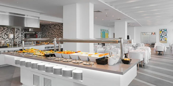Letecky na Tenerife: 4* hotel s polopenzí, letovisko Puerto de la Cruz, adult only