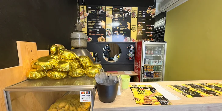 Dobroty z bistra Papa's: burger, francouzské tacos nebo sýrový box pro 1 i 2 osoby