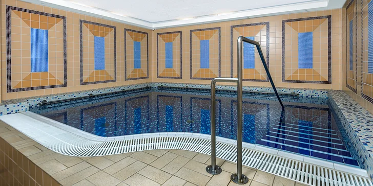 Wellness odpočinek v Mariánských Lázních: polopenze, sauna, procedury i masáž