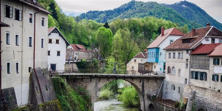 Za vínem, historií i relaxací do Slovinska: poznávací zájezd vč. dopravy, programu a 3 nocí se snídaní