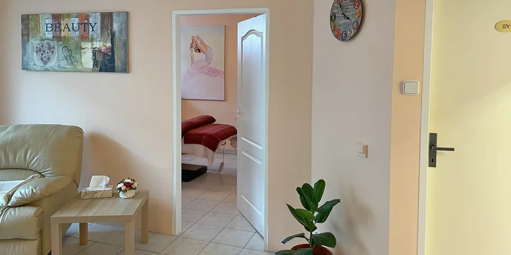 Královský 120minutový relax pro celé tělo: aroma holistická masáž a skořicový zábal