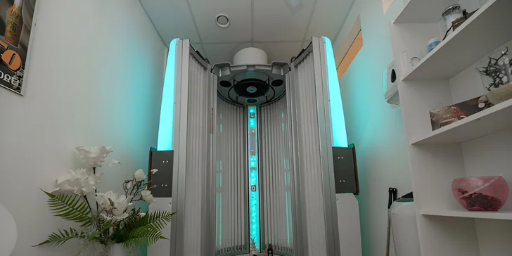 1 vstup na 10 minut nebo permanentka na 50 minut do vertikálního solária