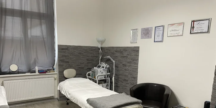 Kosmetické ošetření, laminace obočí, mikrojehličkování či liftingová masáž Kobido
