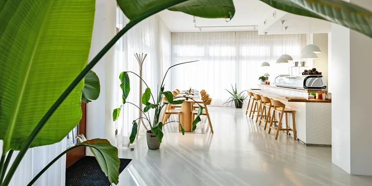 Otevřené vouchery na jídlo i pití v elegantní sushi restauraci: hodnota 500-2000 Kč