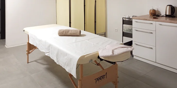 Maderoterapie obličeje nebo masáž dle výběru: baňky, thajská, relaxační i teplým olejem