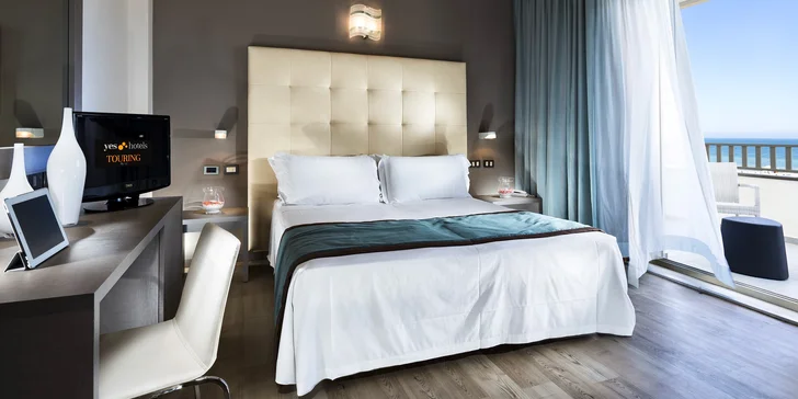 Dovolená v Itálii: hotel v Rimini s polopenzí a vnitřním bazénem