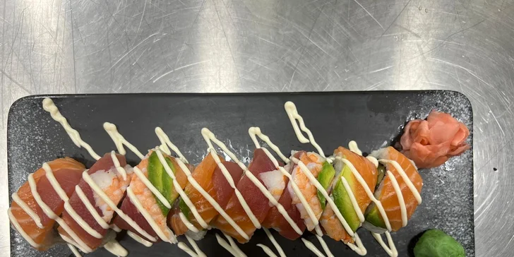 Sushi sety v pražském obchodním centru: 16 až 68 kousků maki, sashimi i nigiri