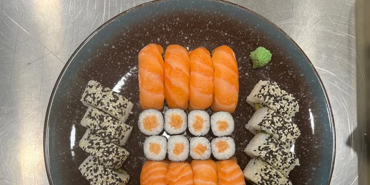 Sushi sety v pražském obchodním centru: 16 až 68 kousků maki, sashimi i nigiri