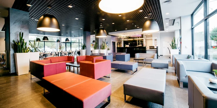 Krásy Krakova: zázemí moderního hotelu se snídaní