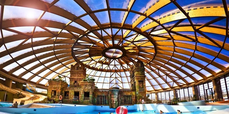 Relax v Budapešti: 4*S hotel, polopenze, obří aquapark a wellness neomezeně, 2 děti až do 13,9 let zdarma