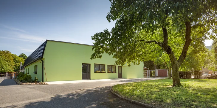 Pobyt v Klášterci nad Ohří se snídaní, košem dobrot i projížďkou na koni