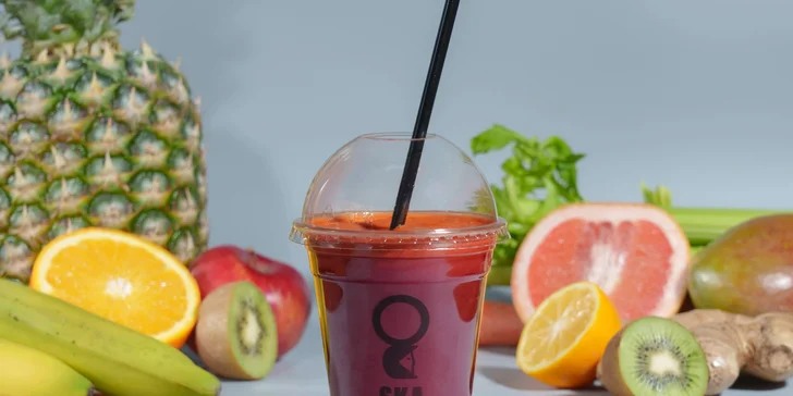 Vitamínové bomby: 2x 350ml fresh juice v Quadriu či na Kaprovce
