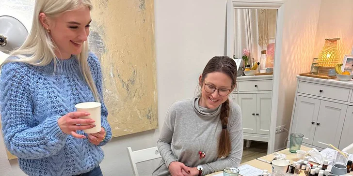 Vyrobte si vlastní vonnou svíčku: kreativní workshop pro 1 i 2 osoby