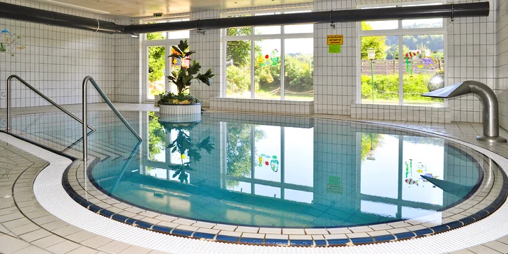 Německá strana Šumavy: rodinný hotel s all inclusive, wellness, jízdárnou, animačním programem jen 20 km od hranic