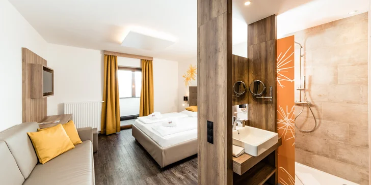 Jižní Tyrolsko: 4* horský hotel s polopenzí, neomezeným wellness a skipasem