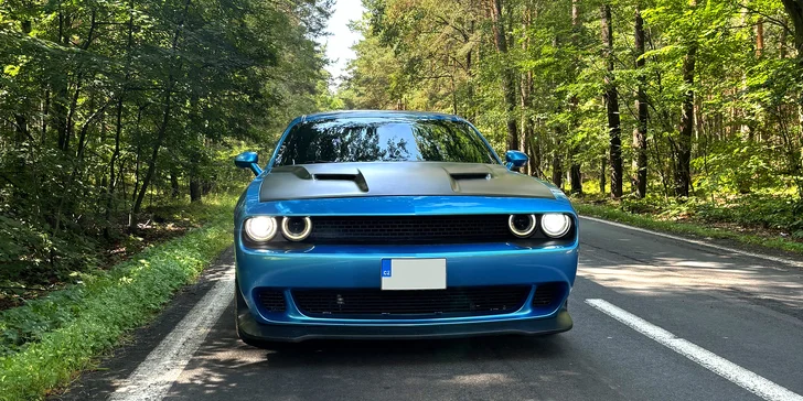 Dodge Challenger 5.7 Hemi: spolujízda, řízení i pronájem až na 24 hod.