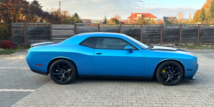 Dodge Challenger 5.7 Hemi: spolujízda, řízení i pronájem až na 24 hod.