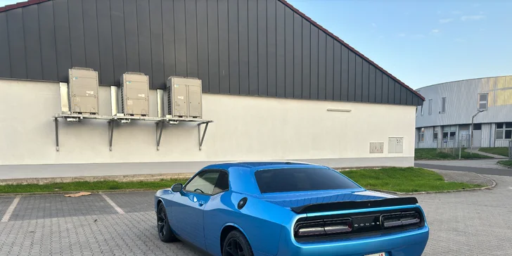 Dodge Challenger 5.7 Hemi: spolujízda, řízení i pronájem až na 24 hod.