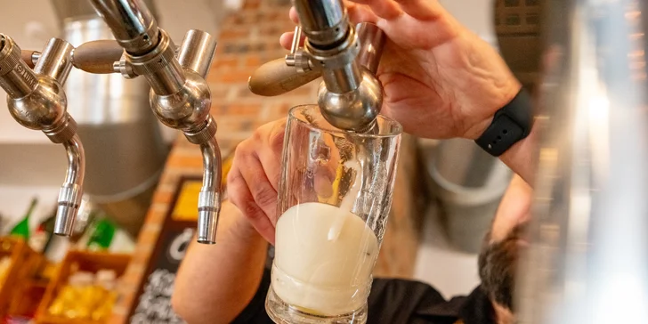 Škola čepování piva Radegast 12°: zážitek o délce 2 hod. pro 1–5 osob
