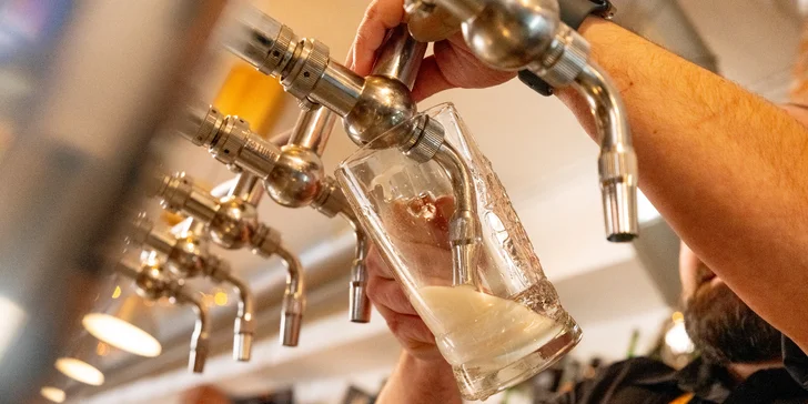 Škola čepování piva Radegast 12°: zážitek o délce 2 hod. pro 1–5 osob