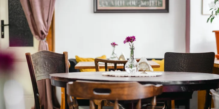 Dárkový voucher do italské restaurace Maison Cafe ve Vršovicích: 300, 500 i 1000 Kč