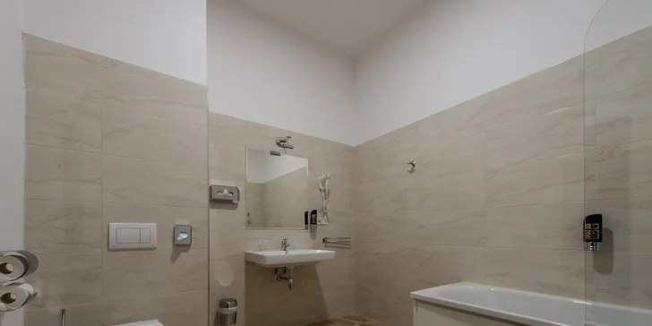kúpeľňa - izba Standard, Apartmán aj Economy izba