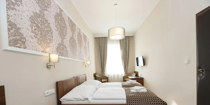 Relaxační pobyt v Karlových Varech: snídaně a vstup do bazénů hotelu Thermal a Saunie