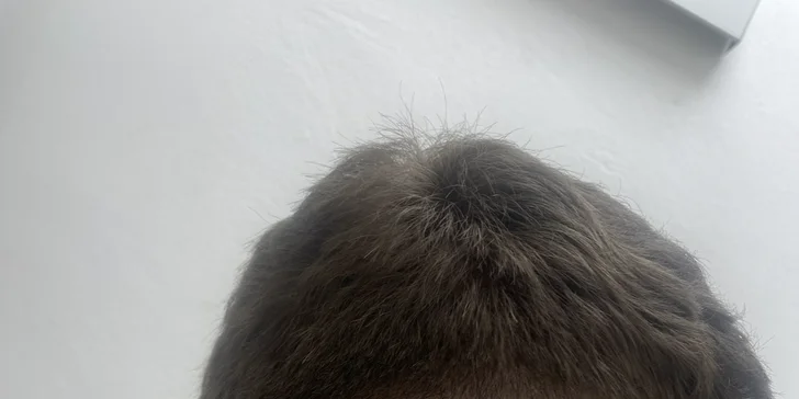 Profesionální pánský střih se závěrečným stylingem