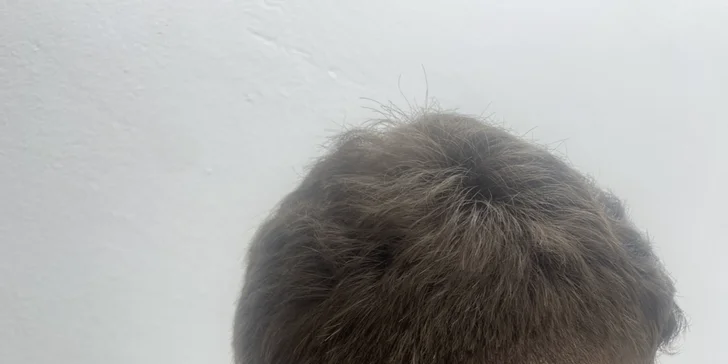 Profesionální pánský střih se závěrečným stylingem