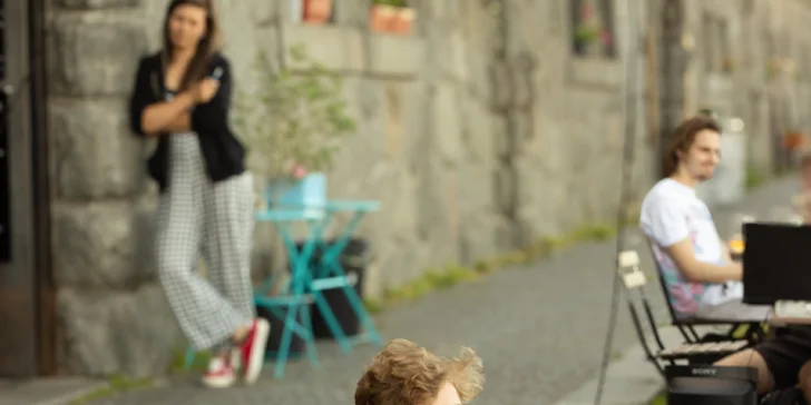 Vstupenka na divadelní představení dle výběru