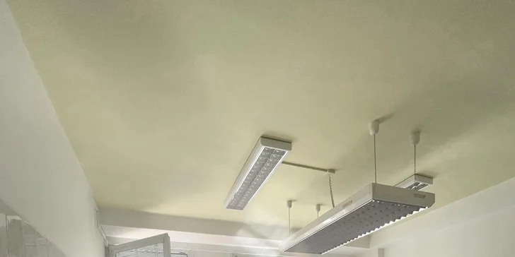 Komplexní dentální hygiena včetně čištění metodou Air Flow