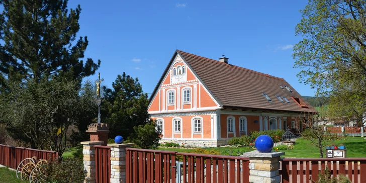 Pobyt na chalupě v Podkrkonoší: vybavené studio či apartmán, sauna a jacuzzi