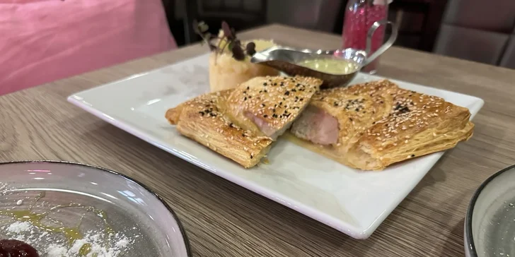 Čtyřchodové menu pro 2 osoby: topinka, kulajda, panenka nebo kuřecí a lívance
