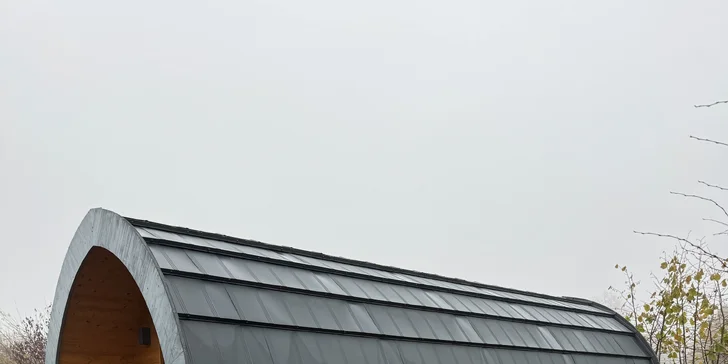 Pobyt u obory s daňky v Lužických horách: tiny house i se snídaní pro 2 osoby