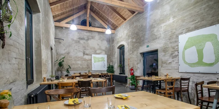 Vepřová žebra s přílohami pro 2 nebo 4 osoby: restaurace v areálu Landek parku