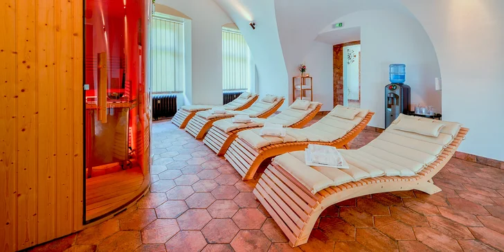 2 hod. ve wellness pro 1-2 osoby: vířivka, sauny i Kneippova hydroléčba