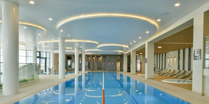 Prémiové apartmány v Kolobřehu kousek od pláže: neomezený wellness, vnitřní dětský aquapark