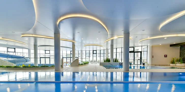 Prémiové apartmány v Kolobřehu kousek od pláže: neomezený wellness, vnitřní dětský aquapark
