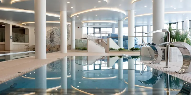 Prémiové apartmány v Kolobřehu kousek od pláže: neomezený wellness, vnitřní dětský aquapark
