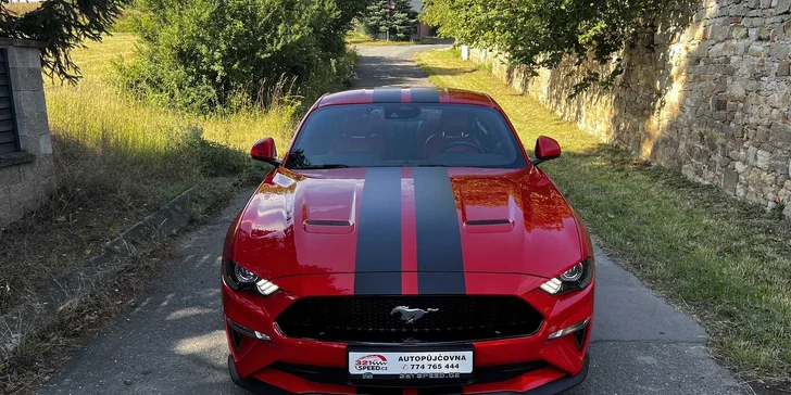 Ford Mustang GT 5.0 V8 Coupe: půjčení na 12, 24 nebo 48 hodin