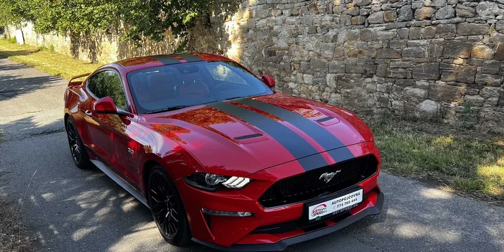 Ford Mustang GT 5.0 V8 Coupe: půjčení na 12, 24 nebo 48 hodin