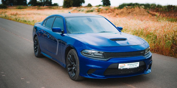 Králem silnic na 12, 24 či 48 hod.: Dodge Charger 5.7 V8 HEMI s výkonem 400 koní