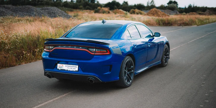 Králem silnic na 12, 24 či 48 hod.: Dodge Charger 5.7 V8 HEMI s výkonem 400 koní